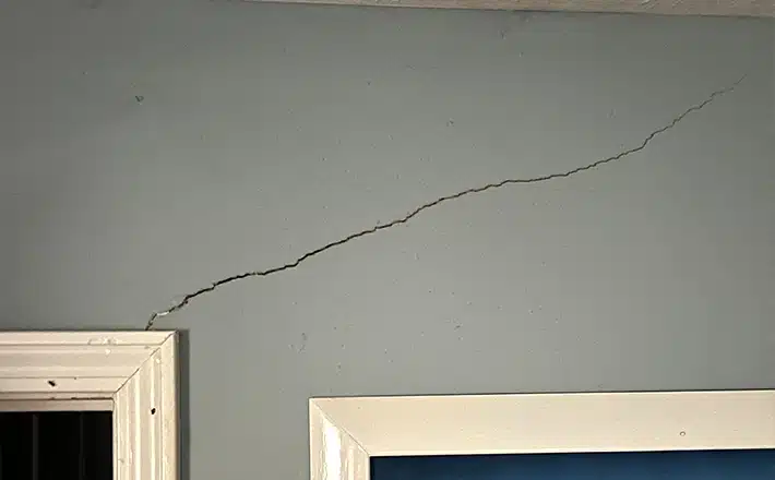 Wall Cracks