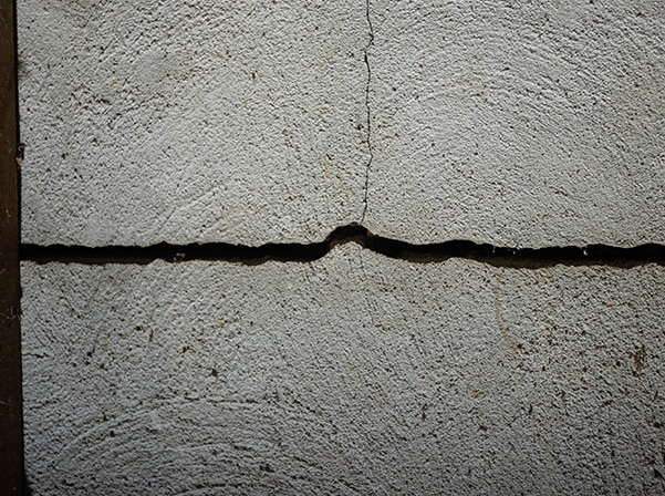 crack in concrete